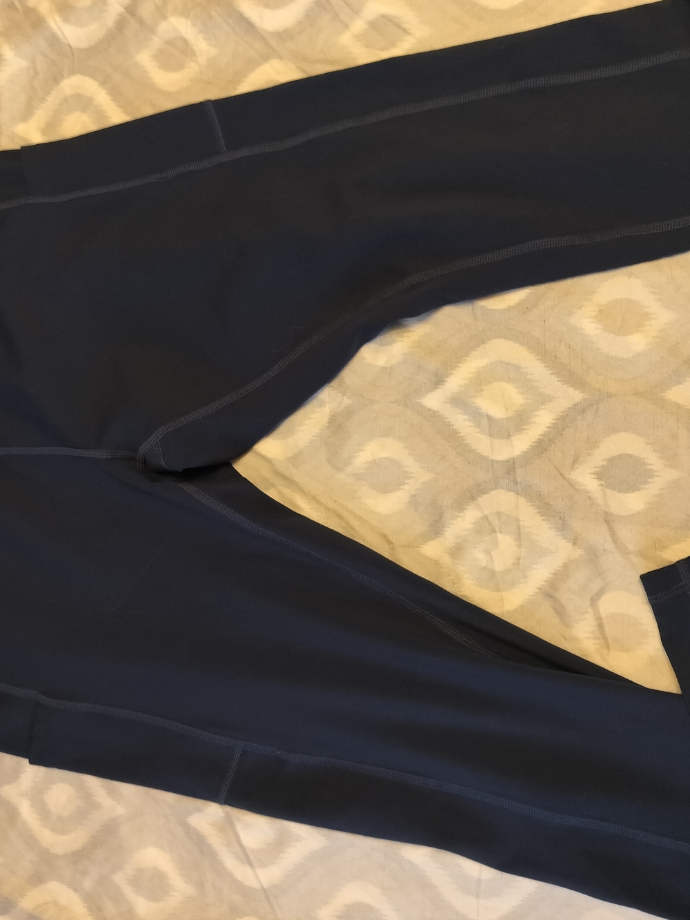 Navy Athletic Leggings with Contrast Stitching